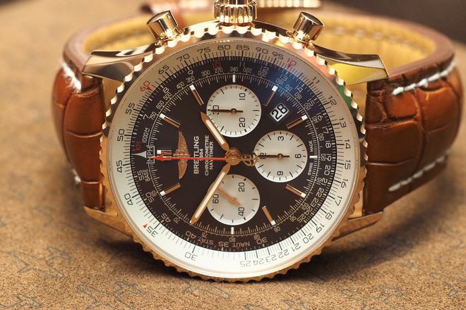 Breitling Navitimer Rattrapante 45 mm 18K Red Gold Replica Watch Review