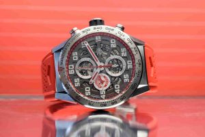 Swiss Replica TAG Heuer Carrera Heuer 01 Manchester United Special Edition Chronograph 43mm Watch For 2018