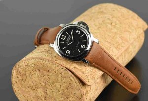 Description the new Strap of Panerai Luminor 8 Days 44mm Replica Watches