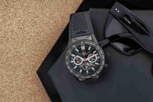 New TAG Heuer Carrera Calibre Heuer 02 Chronograph Replica Watches For Christmas