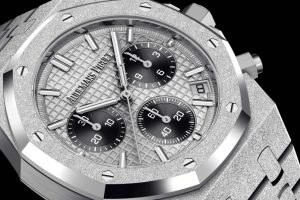 Replica Audemars Piguet Royal Oak Selfwinding Flyback Chronograph Frosted Gold Watch 2